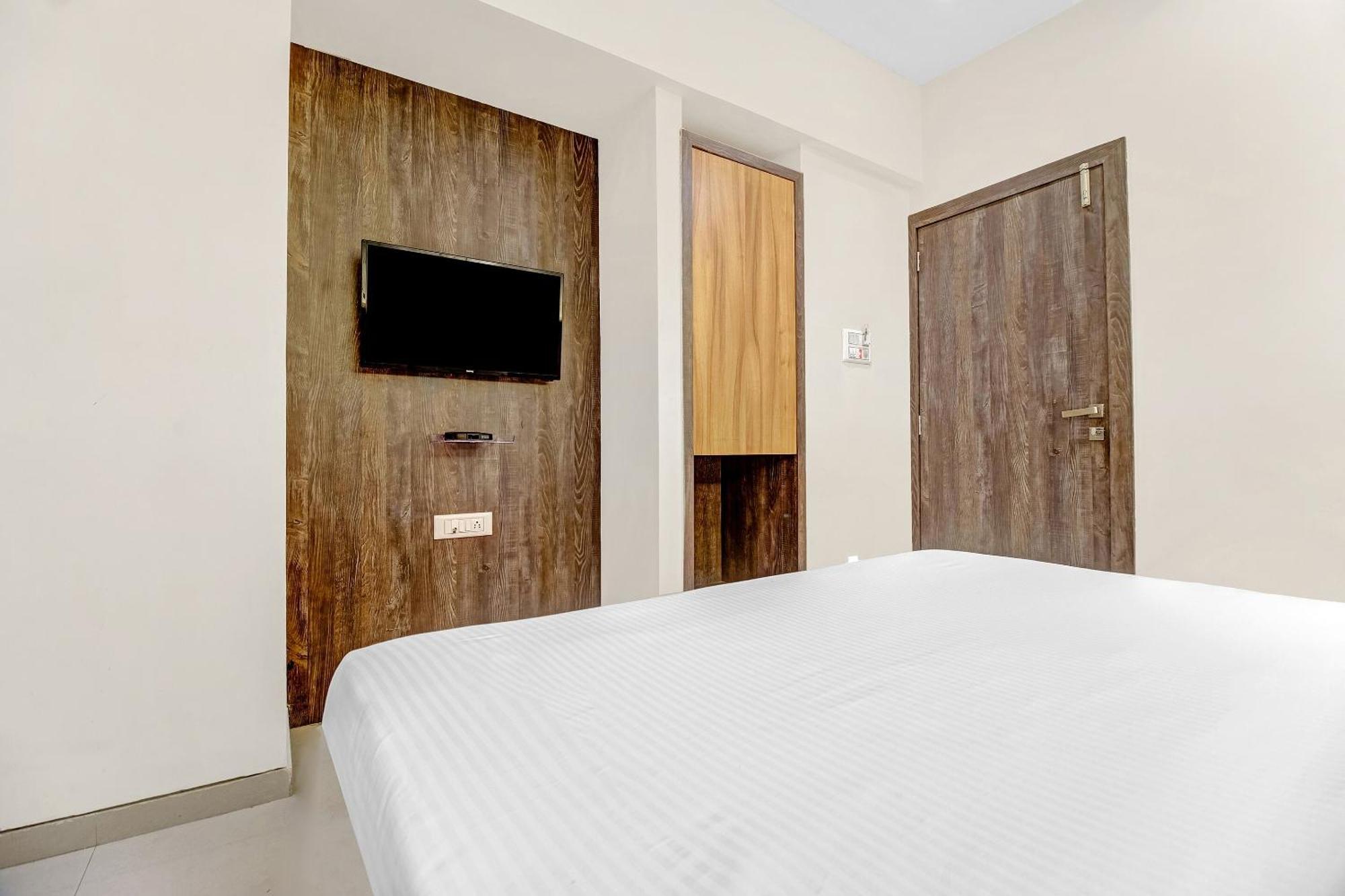 Collection O Shubharambh Lodging And Boarding Dombivli Екстериор снимка